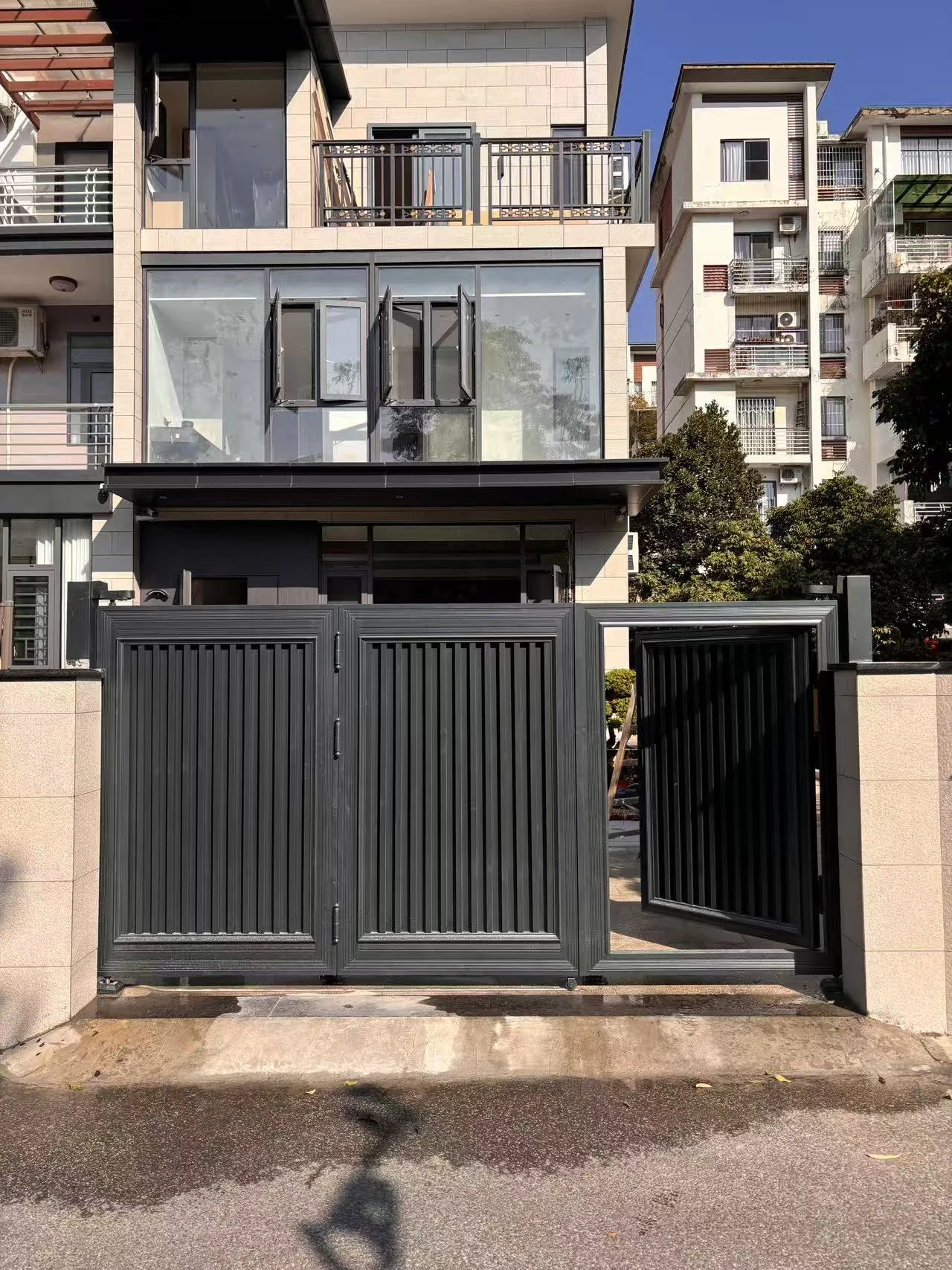 圣淘沙南湾别墅庭院门庭完工实景
